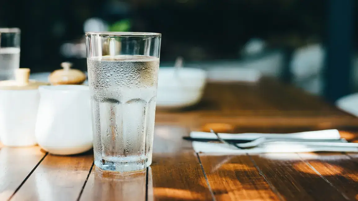glass-drinking-water-1296x728-header-1 Reflux